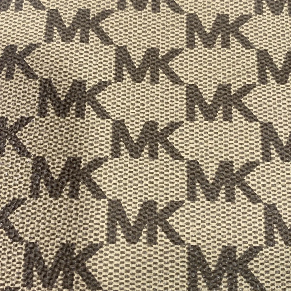 Michael Kors Aspen Jet‎ Set Zipper Clutch Wristlet